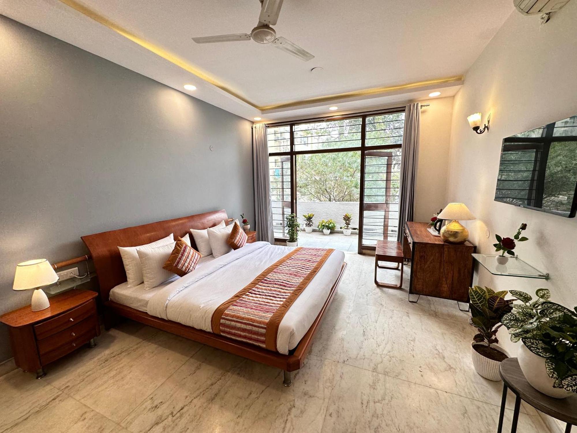 Grove Residency Hauz Khas New Delhi Couple Friendly Hotel Exterior photo